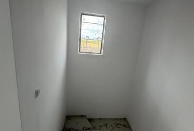 Casă cu 5 camere cu Canalizare în Bragadiru - 8