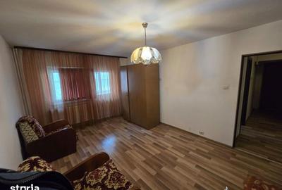Apartament cu 3 camere decomandat în Central - 1
