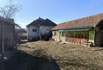 Casă cu 4 camere în Aghireșu - 2