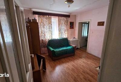 Casă cu 4 camere cu Teren 100 Mp în Central - 5