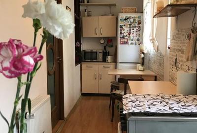 Casă cu 2 camere decomandat în Central - 3