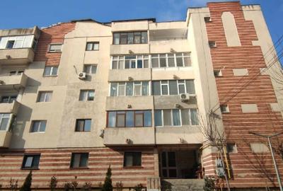 Mangalia - BD. CALLATIS,  Apartament cu 2 camere decomandate - 58 mp - etaj