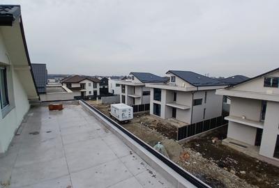 Casă cu 7 camere cu Canalizare în Tunari - 3