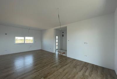 Duplex cu 3 camere cu Teren 337 Mp în Urseni - 1