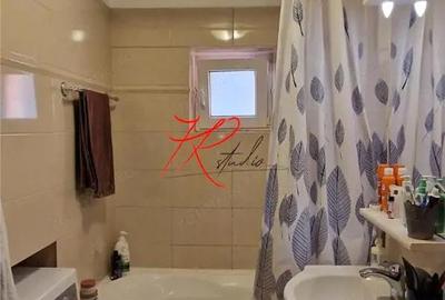 Vanzare apartament 3 camere Tei - 1