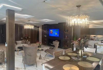 Penthouse futurist situat in Mamaia Nord - 1