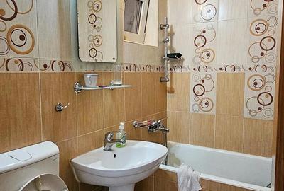 Apartament cu 3 camere semidecomandat în Central - 4