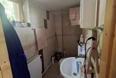 Casă cu 4 camere cu Teren 1600 Mp în Central - 11
