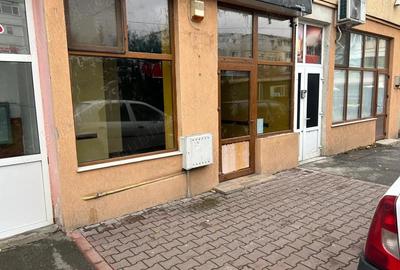 Spațiu comercial, de 90 mp, în Central - 1