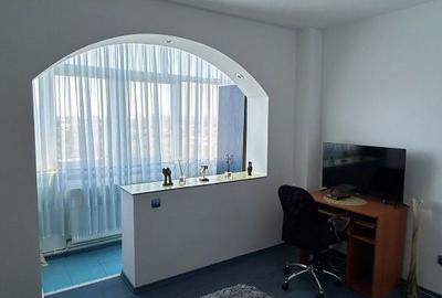 Apartament cu 3 camere semidecomandat în Nord - 5