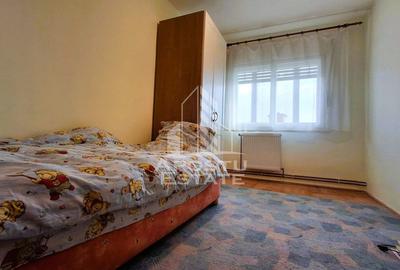 Apartament cu 4 camere decomandat, mobilat în Central - 12