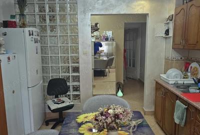 Apartament cu 3 camere decomandat în Central - 17