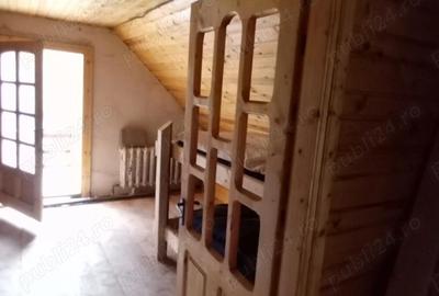 Casă cu 6 camere în Plaiul Foii