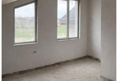 Casă cu 4 camere în Moșnița Nouă - 5