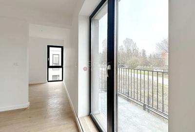 Suprafete Vitrate Mari - 10