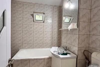 Apartament cu 2 camere decomandat în Galata - 6