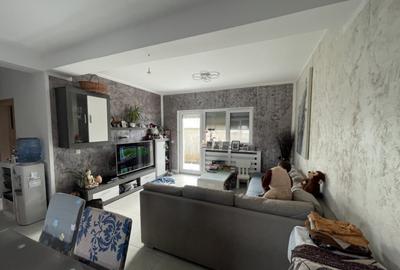 Domnesti, Ciutaci, vila tip duplex, P+1E+Pod, 4 camere, 120m Domnesti, Ciutaci, vila tip duplex, P+1E+Pod, 4 camere, 120m - 1