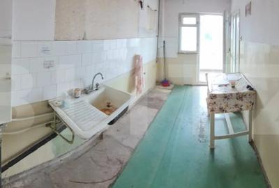 Apartament cu 3 camere decomandat în Griviței