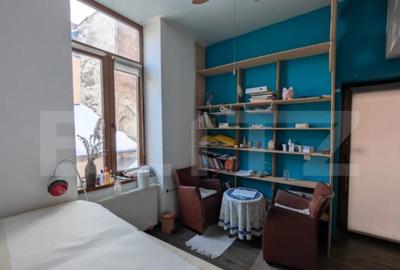 Apartament cu 3 camere în Central - 3