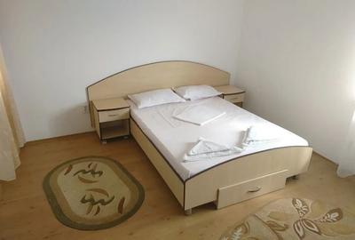 Casă cu 4 camere în Central - 2