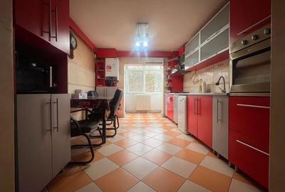 Apartament cu 3 camere decomandat în Central - 3