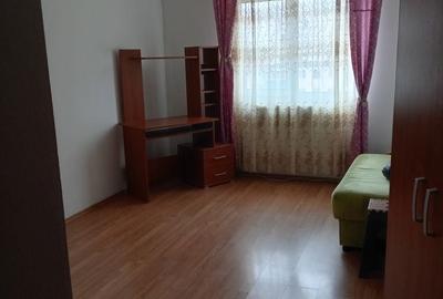 Garsonieră decomandată în Ostroveni - 1