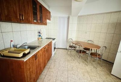 Inchiriez apartament 3 camere Faleza Nord, 700 EURO Negociabil - 3