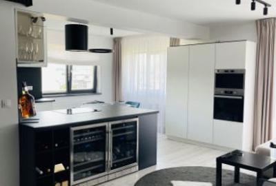 Apartament cu 3 camere decomandat în Central - 8