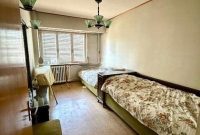 Apartament cu 4 camere decomandat în Victoriei - 3