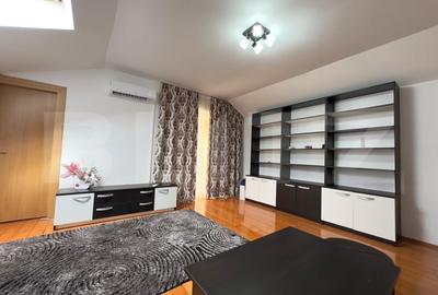 Apartament de vanzare cu 2 camere, decomandat, 75 mp, zona Cetate - 2