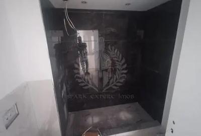 Apartament cu 4 camere decomandat în Central - 2