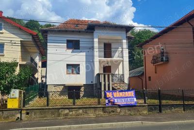 Casa de vanzare in Curtea de Arge?, str Cuza Voda. - 3