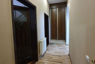 Casă cu 4 camere în Ultracentral - 2