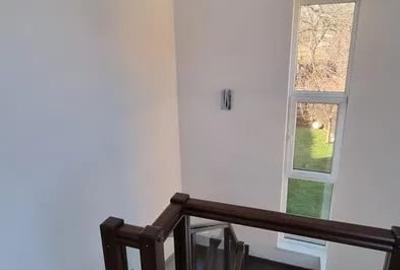 Casa de 5 camere, lux, 185 mp utili, +230 mp gradina, zona Luna de sus - 2