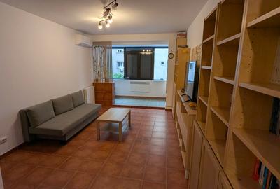 Apartament cu 2 camere semidecomandat în Iancului
