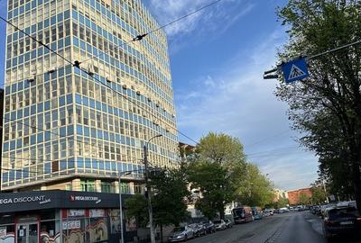 Spațiu comercial, de 300 mp, în Pantelimon