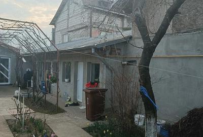 Casă cu 3 camere cu Teren 675 Mp în Central - 2