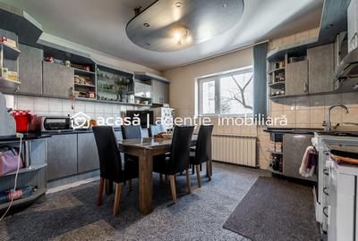 Casă individuală cu 7 camere cu Canalizare în Aurel Vlaicu - 12