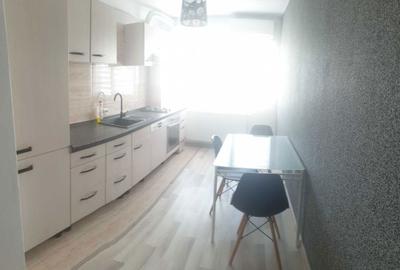Apartament cu 3 camere decomandat în Central - 2