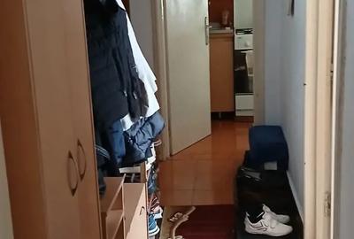 Apartament cu 3 camere semidecomandat în Central - 4