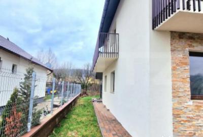 Casă cu 5 camere cu Teren 446 Mp în Chinteni - 4