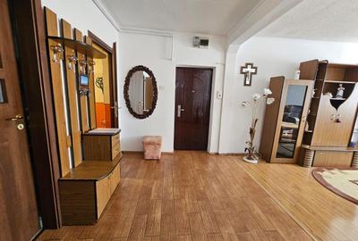 Apartament cu 3 camere decomandat în Liliacului - 5