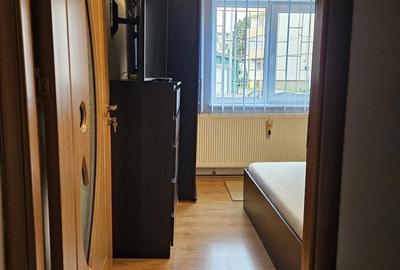 Apartament cu 3 camere decomandat în Central - 1