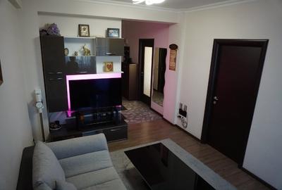Apartament cu 3 camere decomandat, mobilat în Dămăroaia - 13