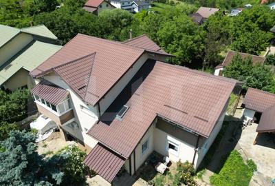 Casă cu 7 camere cu Teren 1500 Mp în Central - 11