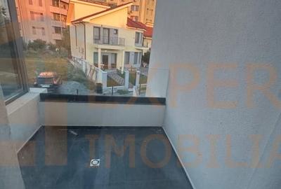 Vila deosebita de vanzare - zona Mamaia Nord pe malul lacului - 16