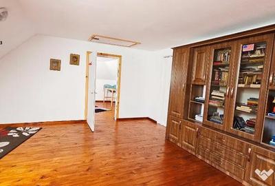 Casă cu 7 camere cu Teren 1250 Mp în Central - 7