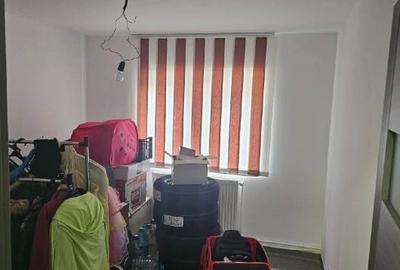 Apartament cu 3 camere decomandat în Est - 8