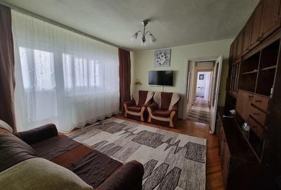 Apartament cu 3 camere semidecomandat în Girocului - 3