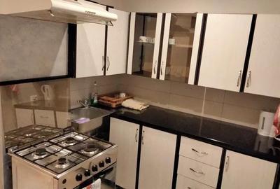 Garsonieră decomandată în Țiglina 1 - 1